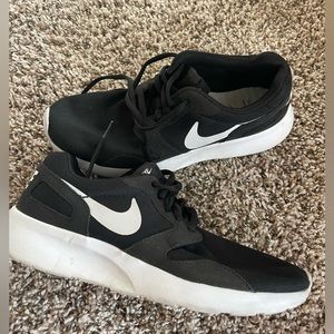 Classic black & white Nike